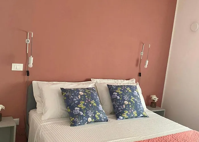 Soria Home-a Due Passi Da Centro E Mare דירה *