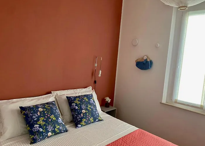 Soria Home-a Due Passi Da Centro E Mare * פסארו