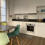 Soria Home-a Due Passi Da Centro E Mare 佩萨罗